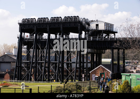 Cheshire UK Royal Vale Northwich Anderton Ascenseur entre Trent et Mersey Canal et Weaver Navigation Banque D'Images