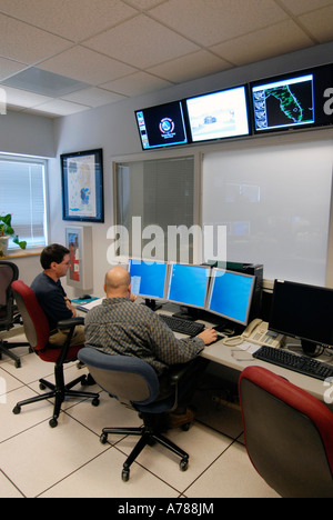 La station de radar Doppler Ruskin Floride Banque D'Images