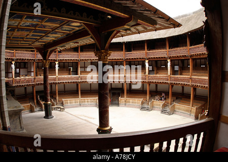 UK London Bankside Shakespeares Globe Theatre l'auditorium Banque D'Images