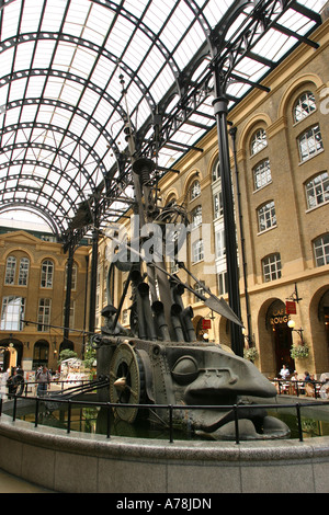 UK London Hays Galleria Les navigateurs la sculpture de David Kemp Banque D'Images