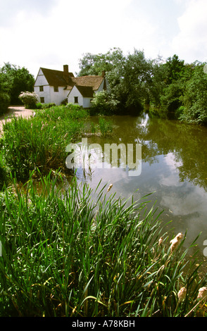 Flatford Essex Royaume-uni Willy Lotts site Cottage de la peinture Agents John Haywain Banque D'Images