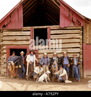 Mains Ranch ou cowboys à un Colorado guest ranch Banque D'Images