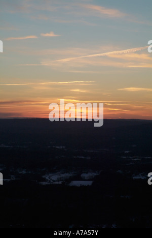 Coucher du soleil à partir de la Mount Tom State Reservation à Holyoke Massachusetts USA Banque D'Images