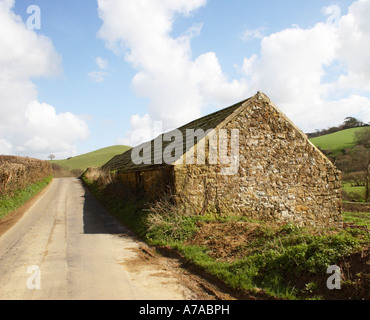 Une vieille grange dans le Dorset, en Angleterre. Banque D'Images