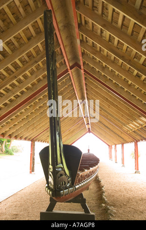 La nouvelle zelande site du Traité de Waitangi maison et du terrain Whare waka Canoe House et Ngatokimatawhaorua Banque D'Images