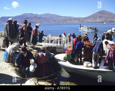 Pérou Puno, Lac Titicaca légende locale Règlement Uruguay Lakeside Banque D'Images