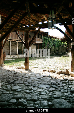 Monastère de Rojen architecture rurale chrétienne orthodoxe vieille ville village patrimoine Melnik Bulgarie République historique Banque D'Images