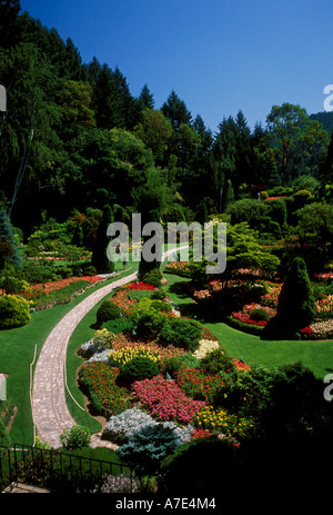 Jardin en contrebas à Butchart Gardens, un jardin botanique de la ville de Victoria sur l'île de Vancouver en Colombie-Britannique au Canada Banque D'Images