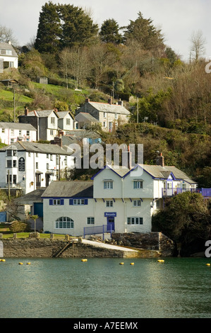 Daphné du Maurier's house 'Ferryside' l'autre côté de la rivière de Fowey, Cornwall Banque D'Images