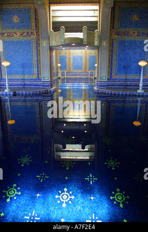 Piscine Piscine Romaine dans La Casa Grande maison principale à Hearst Castle à San Simeon en Californie Banque D'Images