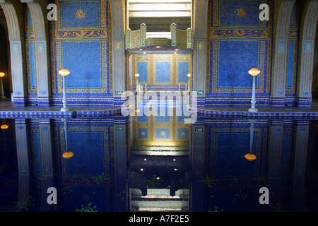 Piscine Piscine Romaine dans La Casa Grande maison principale à Hearst Castle à San Simeon en Californie Banque D'Images