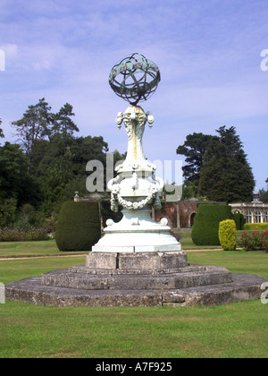 Somerleyton Suffolk Somerleyton Hall and Gardens le grand cadran solaire équatorial Banque D'Images