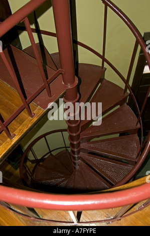 Escalier courbe en spirale Banque D'Images