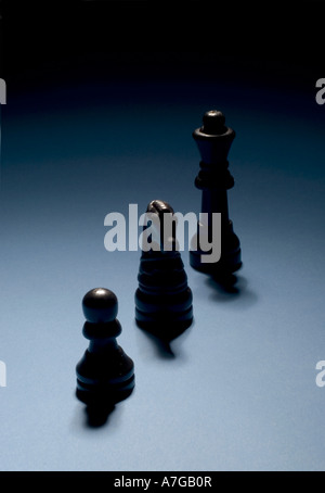 Trois pièces d'échecs noir Banque D'Images