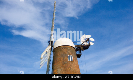 Wilton Windmill est le seul moulin dans le Wessex construit en 1821 il a été entièrement restauré en 1976 dans le Wiltshire UK Banque D'Images