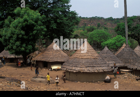 Les Bedik Iwol Pays Bassari Sénégal village Banque D'Images