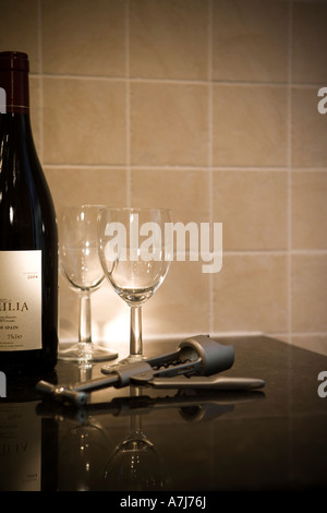 Tire-bouchon À VIN ESPAGNOL ET VERRES Banque D'Images