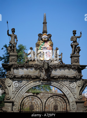 Renaissanceschloss Hartenfels à Torgau an der Elbe dans Sachsen, Tordurchgang Wappenfries, portail, Banque D'Images