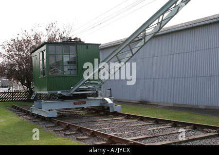 Une grue ferroviaire victorien restauré. Banque D'Images