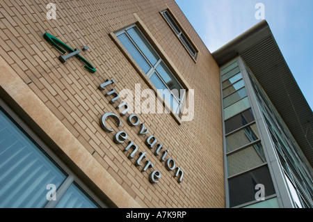 Gros plan de l'enseigne extérieure du Centre d'innovation au York Science Park. ROYAUME-UNI Banque D'Images