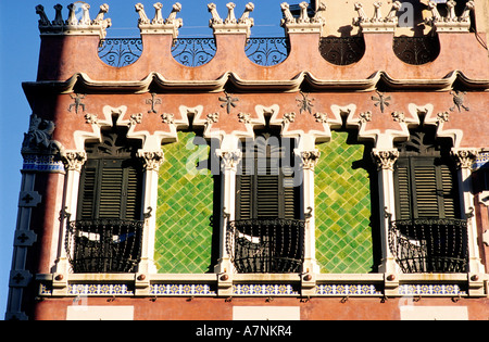 Espagne, Catalogne, Gérone, Garrotxa Casa Gaietà Vila construit par l'architecte Alfred Paluzie Olot en 1905 (style modernisme) Banque D'Images