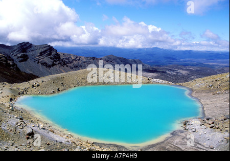 Nouvelle Zélande, île du Nord, le lac Emerald dans le Parc National de Tongariro Banque D'Images