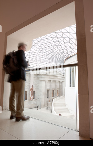 Vue de l'intérieur le British Museum près de Russell Square WC1 dans la ville de Londres Angleterre Royaume-uni 15 03 2007 Banque D'Images