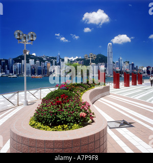 Vue depuis l'île de Hong Kong Tsim Sha Tsui, Hong Kong Banque D'Images