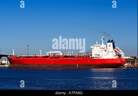 L'industrie d'expédition / un pétrolier, l'exercice de carburant.Le "Port de Melbourne Australie Victoria Melbourne'. Banque D'Images