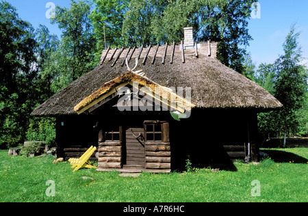 Estonie (pays baltes), l'île de Muhu, village de pêcheurs de Koguva, maison traditionnelle en bois Banque D'Images