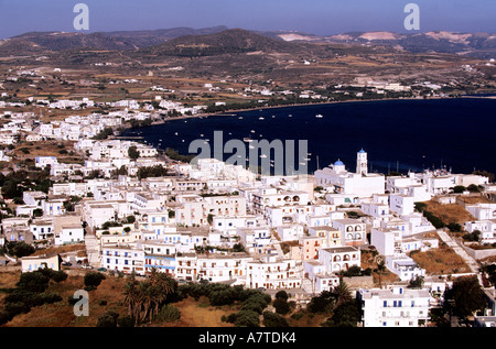 La Grèce, Îles Cyclades, l'île de Milos, Adamas, le port principal de l'île Banque D'Images