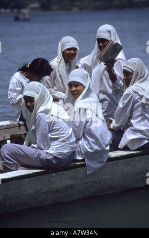 Les femmes musulmanes à Banda Aceh island îles Moluques en Indonésie Banque D'Images