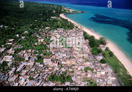 République des Comores, l'île de Grande Comore, Mitsamiouli village (vue aérienne) Banque D'Images