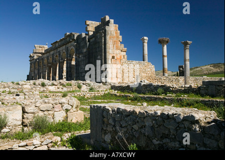 Le MAROC, Volubilis : Ville romaine datant pour la plupart de 2e & 3e ch. AD/ abandonné par les Romains en 280 AD Basilique et Capitol Area Banque D'Images