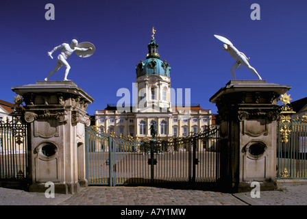 L'Europe, l'Allemagne, Berlin. Schloss Charlottenburg, vue extérieure de Palace Banque D'Images