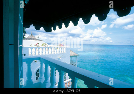 La Jamaïque, paroisse de Portland, Port Antonio, blue lagoon vu depuis une villa Banque D'Images