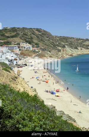 Le Portugal, l'ouest de l'Algarve, Praia da Salema Banque D'Images