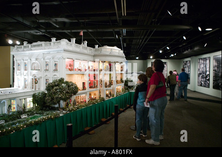 USA, Ohio, d'indépendance, de la compagnie White House en miniature Afficher Truman Presidential Museum & Library Banque D'Images