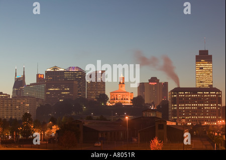 USA, New York, Nashville : Aube Vue du Capitole de Farmer's Market Banque D'Images