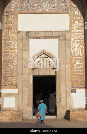 Mosquée Bibi-Khanym qui entre dans la région de Samarkand Banque D'Images