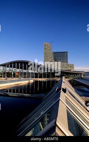 France, Nord, Lille, Lille Europe Gare et Tour Crédit Lyonnais Banque D'Images