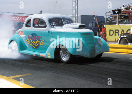 Ford 1937 dragcar à Hockenheim Allemagne adrénaline risque extrême danger Banque D'Images