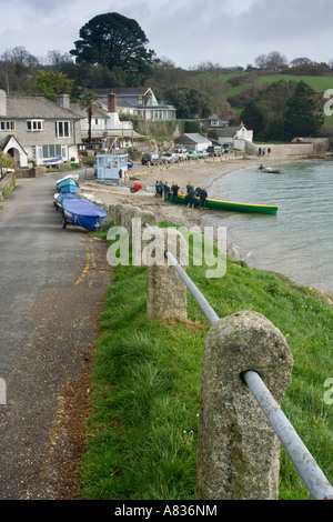 Le village de la rivière Helford Passage sur Cornwall England UK Helford Banque D'Images