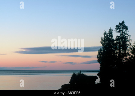 Toft Point sur le lac Michigan au lever du soleil dans le comté de porte au Wisconsin Banque D'Images