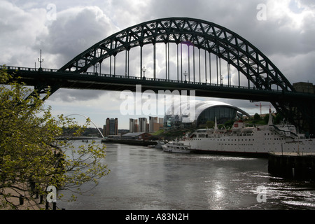 Pont Tyne Gateshead UK Ouvert 1928 conçu par Mott Hay et Anderson construire par Dorman Long et de l'entreprise Banque D'Images