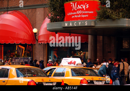 Macy's Store exterieur & cabines, Jour Banque D'Images