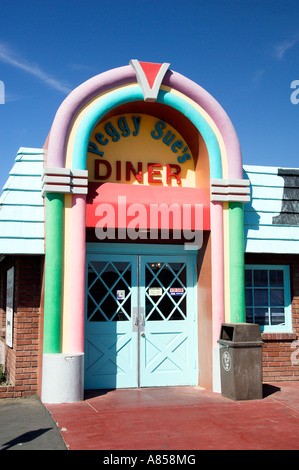 Peggy Sue s nifty fifties Diner à Barstow, California USA Banque D'Images