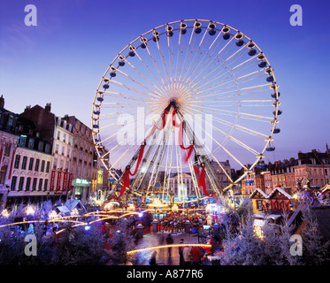 FRANCE LILLE MARCHÉ DE NOËL GRANDE ROUE Banque D'Images