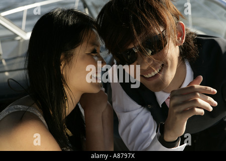 Vue d'un couple souriant. Banque D'Images
