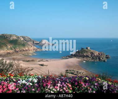 Ile au Guerdain (site de la tombe de Janvrin), la baie de Portelet, Jersey, Channel Islands, Royaume-Uni Banque D'Images